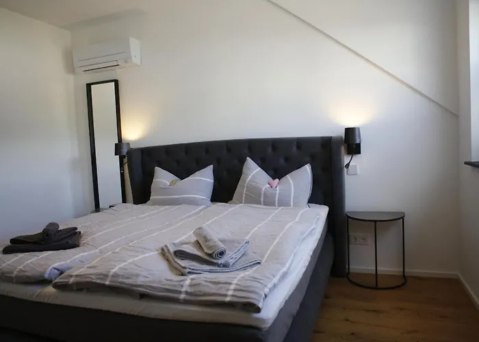 Rooftop Moselsuite شقة